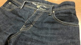 お家で大事なジーンズを洗うには２種類の洗い方と専用の干し方がありますよ