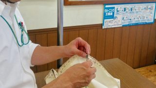 この夏に頑張ってくれた日傘は汚れていませんか「日傘クリーニング」やってます