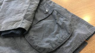 ワックスドジャケットのオイルの匂いが気になる時にはどうしたらいいの