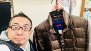 綺麗な方のダウンジャケットを１枚残して汚れている方は中間洗いしておきましょう