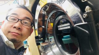 汗でも落ちないファンデーションは水で洗っても落ちにくいですよね