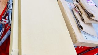 お家ではお洗濯出来ないお洋服でも遠方からのご依頼でもお受けしておりますよ