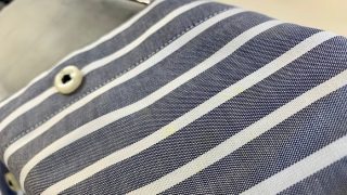 ストライプのお洋服の白いライン部分に黄色のシミが出来てしまうと目立ちますよねそれ取りましょう