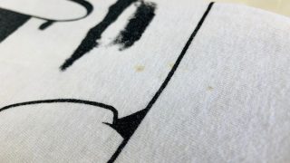 洗濯表示がドライクリーニング×のプリントのあるお洋服にシミが付いてしまった時でもシミ抜きする事は可能です