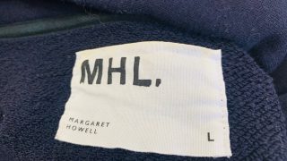 お洋服のブランドラベルの汚れを取り除いて欲しいけどラベルの汚れや黄ばみを部分的に取る事は可能ですか