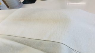 非常に多いお着物のシミ抜きのご相談の殆どは長期保管の最中に出てくる黄ばみや変色やカビなんですね