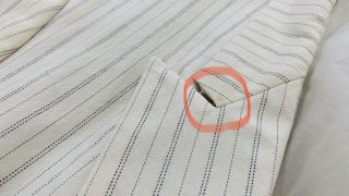 ピンポイントに黄ばみが出来ていたらそれは以前に取りきれなかった食べこぼしの汚れかも