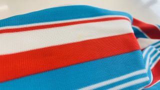 クリーニングや染み抜きを行って一度取り除こうとして取り切れなかったお洋服のシミは変色して取れにくくなってしまいます