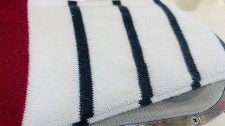 色違いのストライプやボーダーのお洋服は市販の洗濯洗剤に長時間漬け込み過ぎますと色が出る事があります