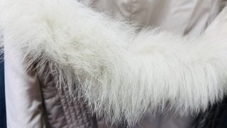 短時間しか着ていなくても汗をかかない場所にいたとしても１度でも着用すればお肌に触れた部分には皮脂汚れが付きます