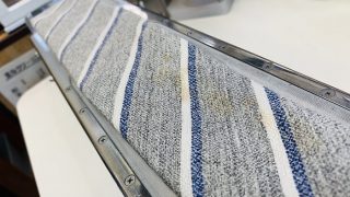 ネクタイを保管している間にブワッと黄色いシミが出てきてしまいましたが取り除く事は可能ですか？