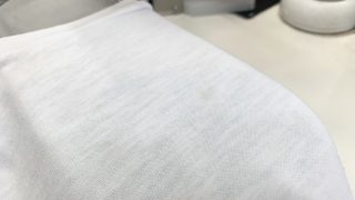 お家では中々取れないのでお洗濯しても残っている油シミは簡単には取れにくい油ですのでご相談下さいね