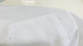 インクは取り切れいない状態でそのまま洗い続けて着用を続けますと取れにくくなってしまいます