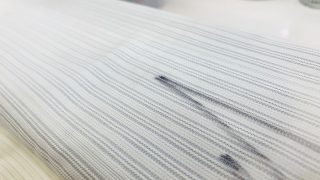 ユニフォームに書いてあるサインを部分的に消して欲しい等のご要望がありお受けしております