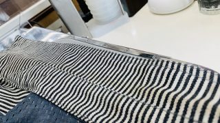 季節の変わり目には襟部分や脇部分の汚れやシミや汗等は徹底的に取り除いておきましょう