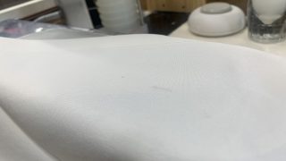 ほんの少しのシミでも気になるのなら悩んでストレスを溜めてしまう前に染み抜きしましょう