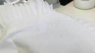 お洗濯時のトラブルの一つに他のお洋服等から出てしまった色が移ってしまう「色移り」があります