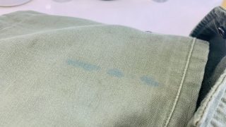 ヴィンテージ品等のいわゆる使用感のあるお洋服のクリーニングと部分的なシミ抜きも可能です