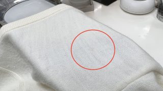 お家で取り切れない黄色いシミは一手間掛ければ取り除く事が出来るかも知れませんよ