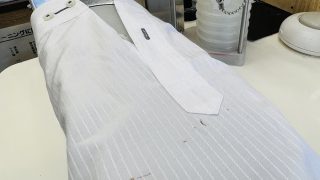 いつ付いたのか分からないぐらい古い血液のシミの場合には変化して取れにくくなっている知れません