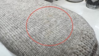 時間と共にまばらに発生した黄ばみが全体にある場合には生地の状態にも要注意です