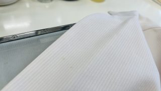 しみ抜きは色を白けさせてしまったり生地が擦り切れてしまう程のダメージを与えない様に気を付けましょう