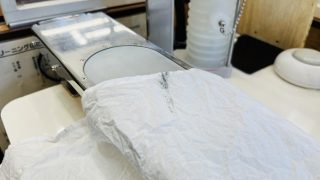 長めのお洋服を着用の際には自転車に限らず車の場合もドアに挟んでしまわない様に気を付けましょう