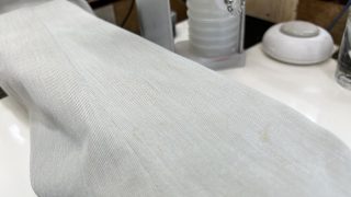 梅雨の季節にはご用心！お洗濯しても取れない黄色やオレンジ色のシミが付いてしまうかも知れませんよ