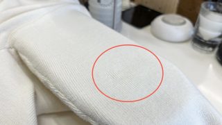 白いお洋服のに付いてしまった洗っても気になる黄ばみや黒ずみは早めに取り除きましょう