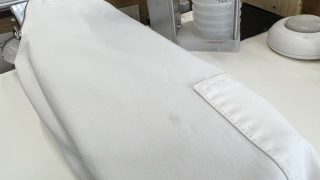 お家でお洗濯しても取り除けない油の様なシミは高温調理された取れにくい油かも知れませんよ