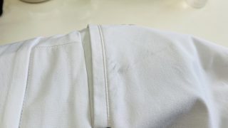 皮革製品の中でも化学的に作られた人工皮革や合成皮革はポリウレタン樹脂が使用されて「寿命」があります